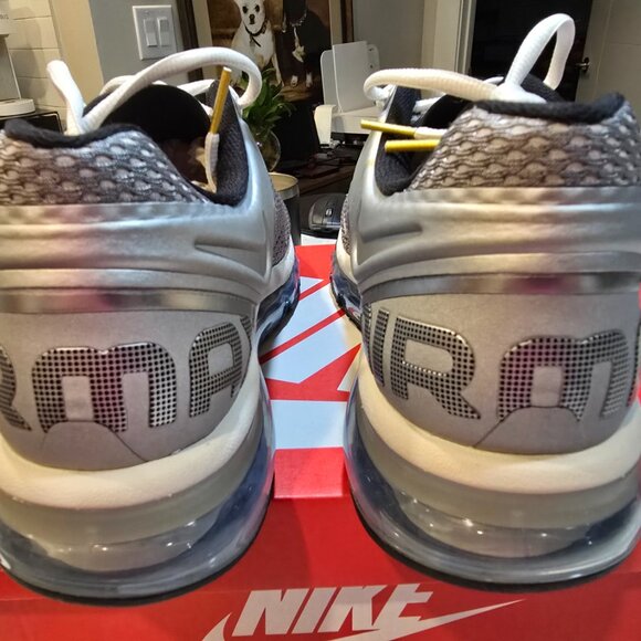 Nike Air Max 2013 Metallic Silver Pewter Phantom Gold HJ7901-095 SZ 10.5 Men's - Picture 6 of 13